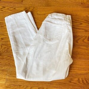 EUC woman’s Liz Claiborne petite white jeans sz 8R